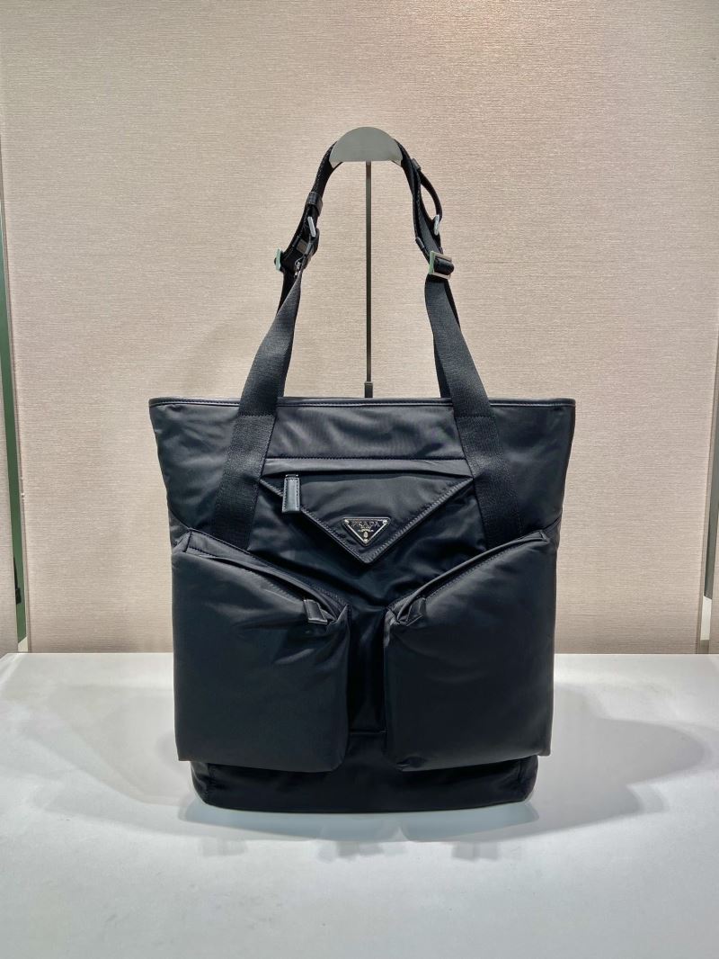 Pra*a shopping bags